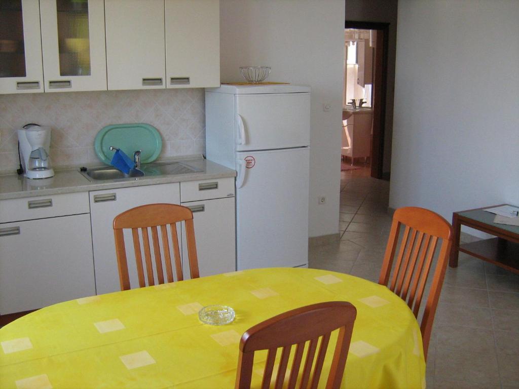 Apartments Bogovic Malinska Ruang foto