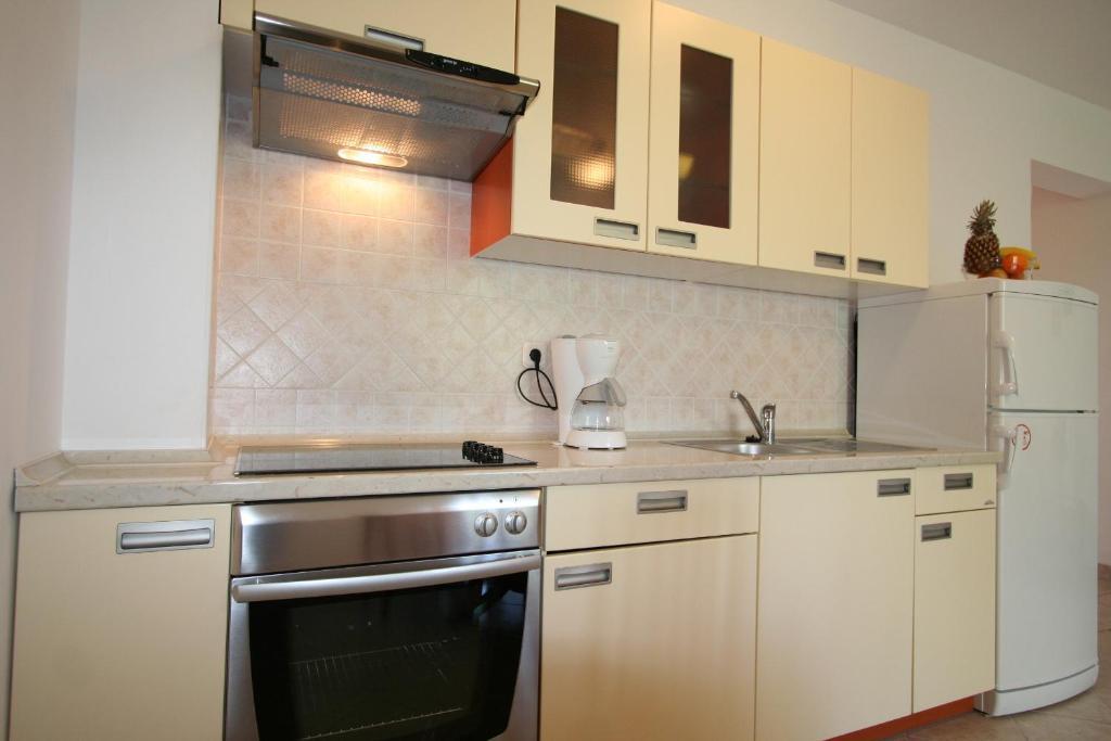 Apartments Bogovic Malinska Ruang foto
