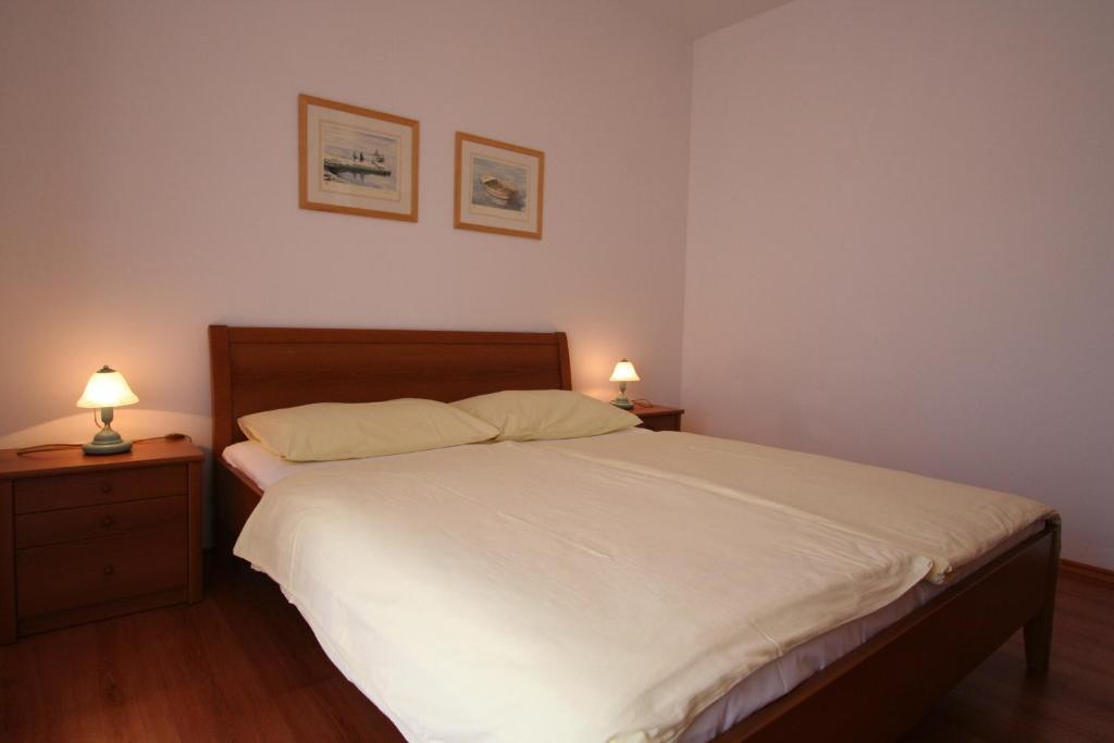 Apartments Bogovic Malinska Ruang foto