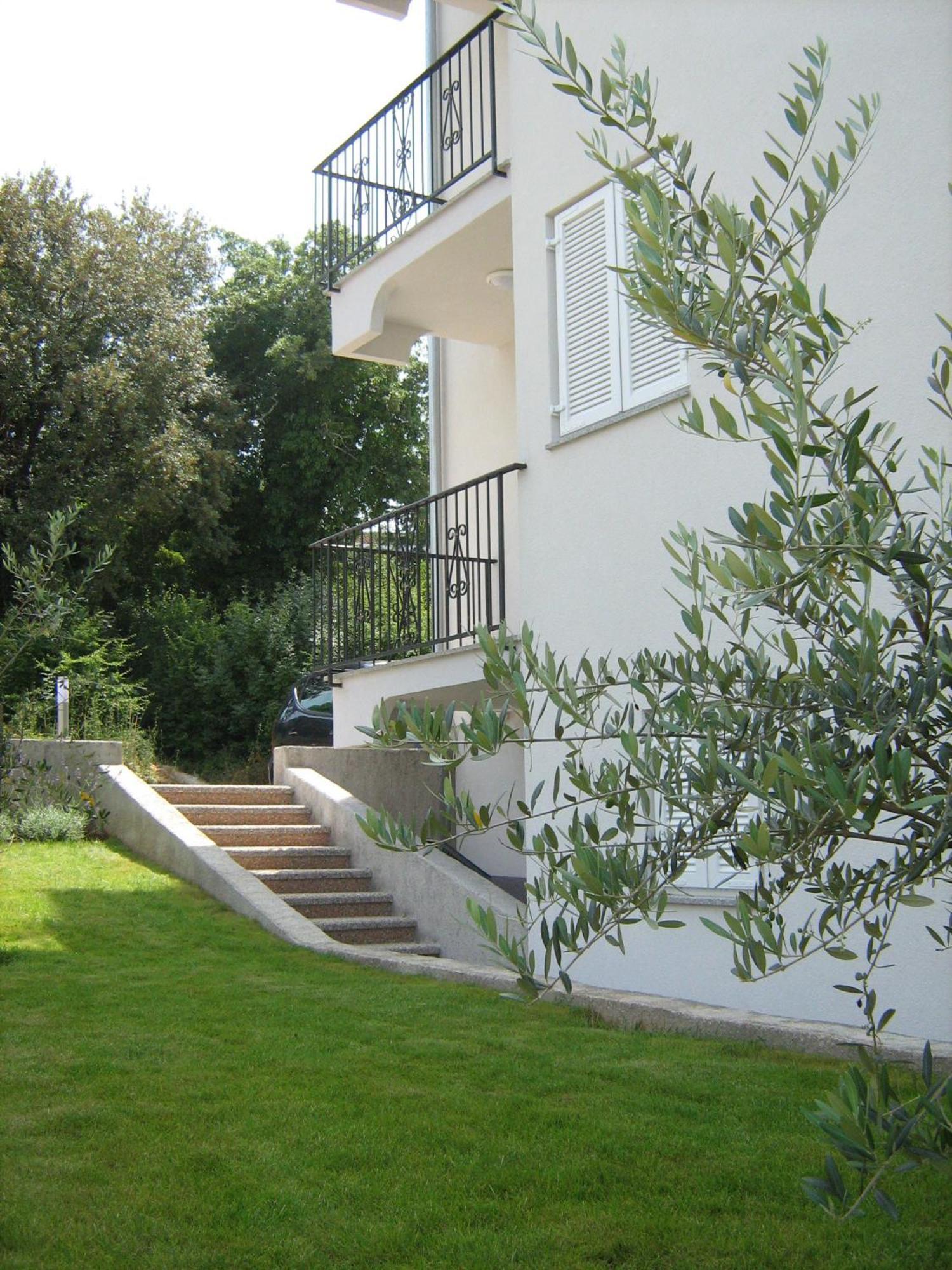 Apartments Bogovic Malinska Bagian luar foto