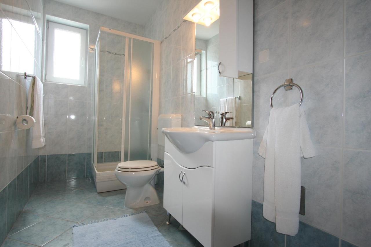 Apartments Bogovic Malinska Ruang foto